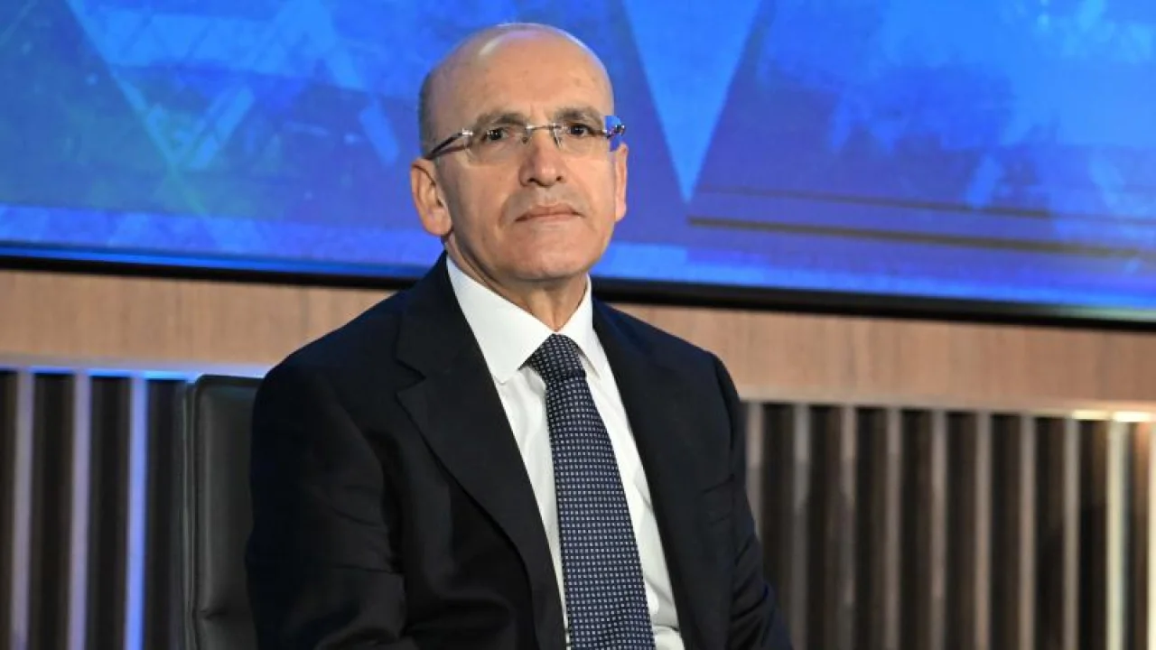 Mehmet Şimşek Paris’te Düzenlenen “Teröre Finansman Yok” Konferansına Katıldı
